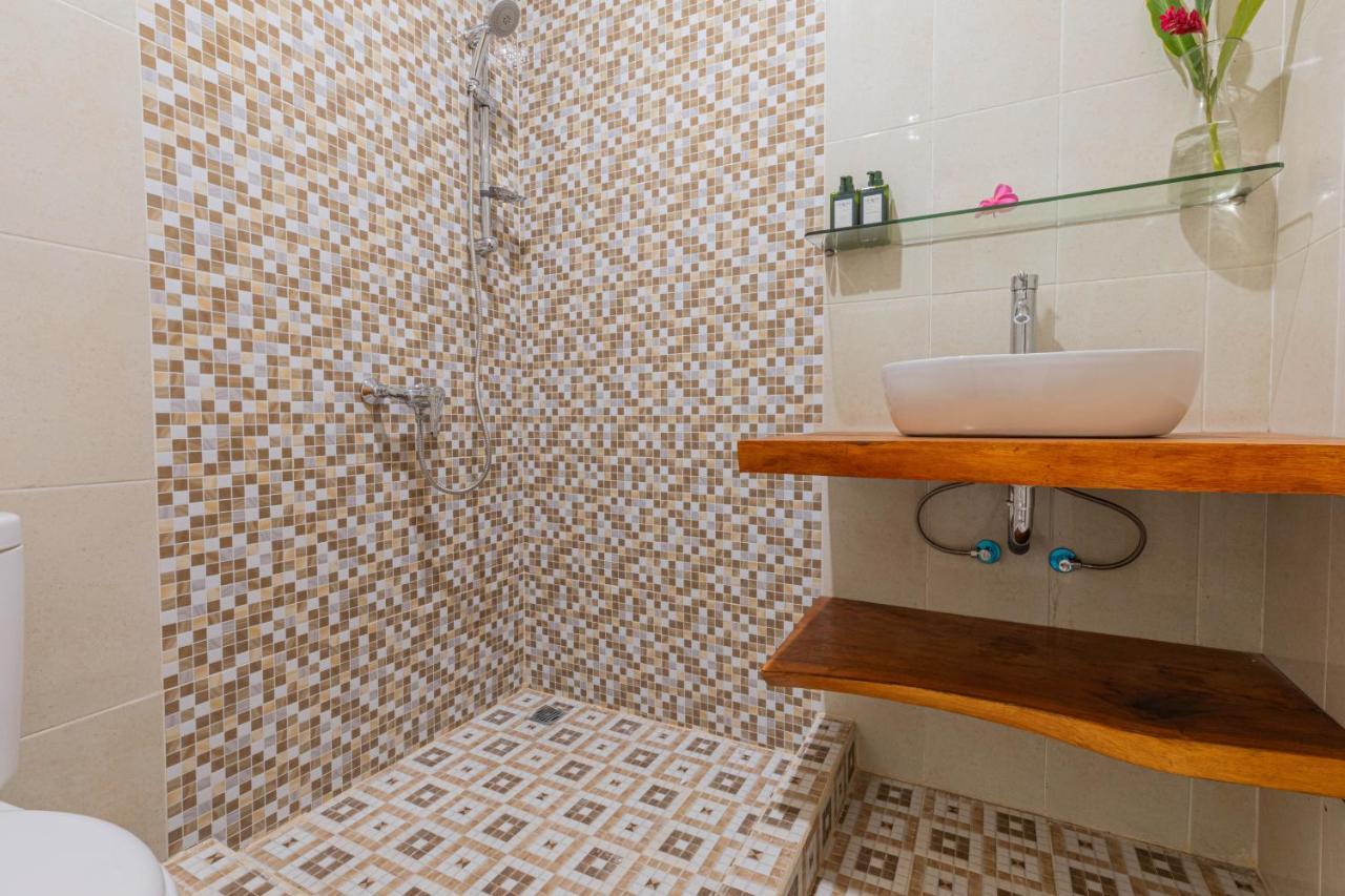 Candra Loka Studio & Apartment By The Loka Kerobokan Kültér fotó